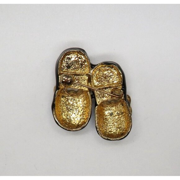 Mary Jane Shoes Brooch Black White Gold Tone Red Rhinestone Enamel 1" Pin - Picture 9 of 10